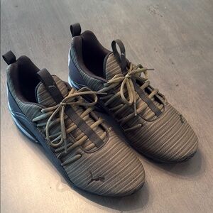 Puma Dark Green Athletic Shoes